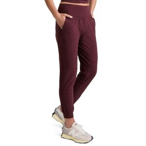 Beyond Yoga Spacedye Midi Jogger Pants in Midnight Burgundy Heather